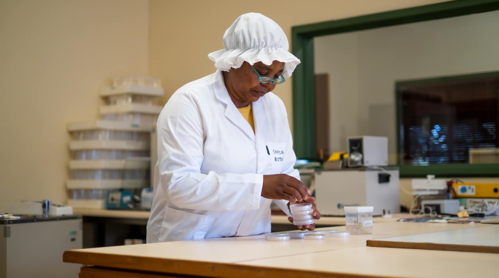 SAFCOL Research - lab-scientist.jpg